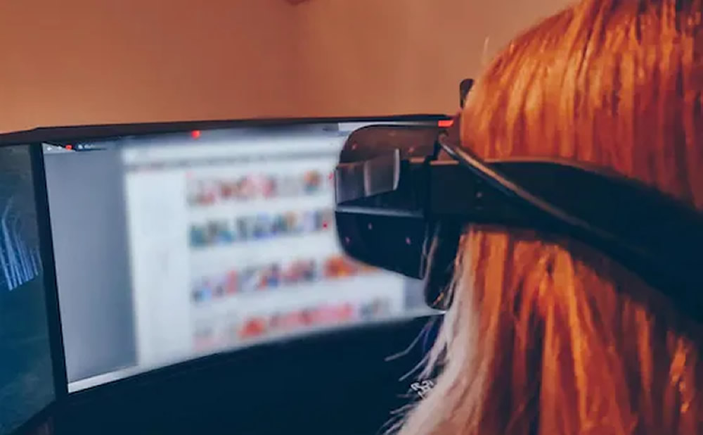 Porno VR en la prueba: «Tuve sexo junto a “mi” padre»