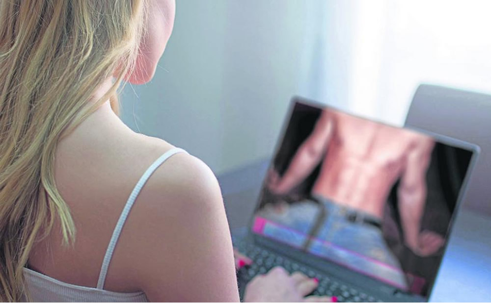 Camara web sexo virtual hacerlo bien a distancia con la vr