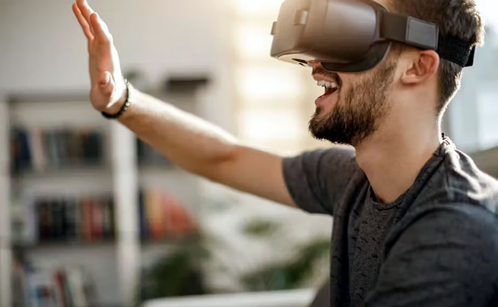 Hacer el amor con una gafa de realidad virtual