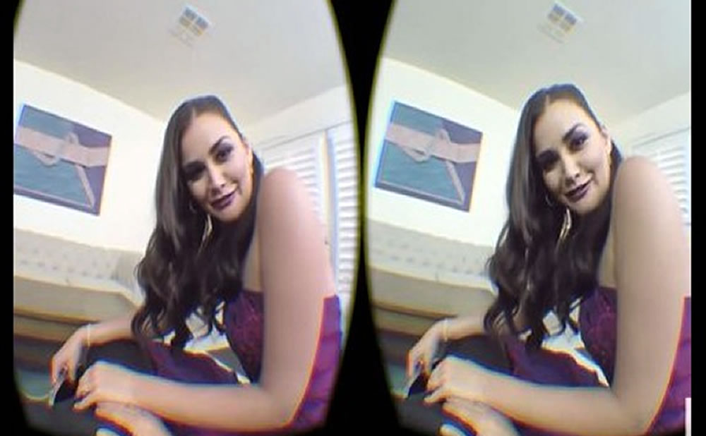El comienzo del sexo en las gafas para porno en realidad virtual